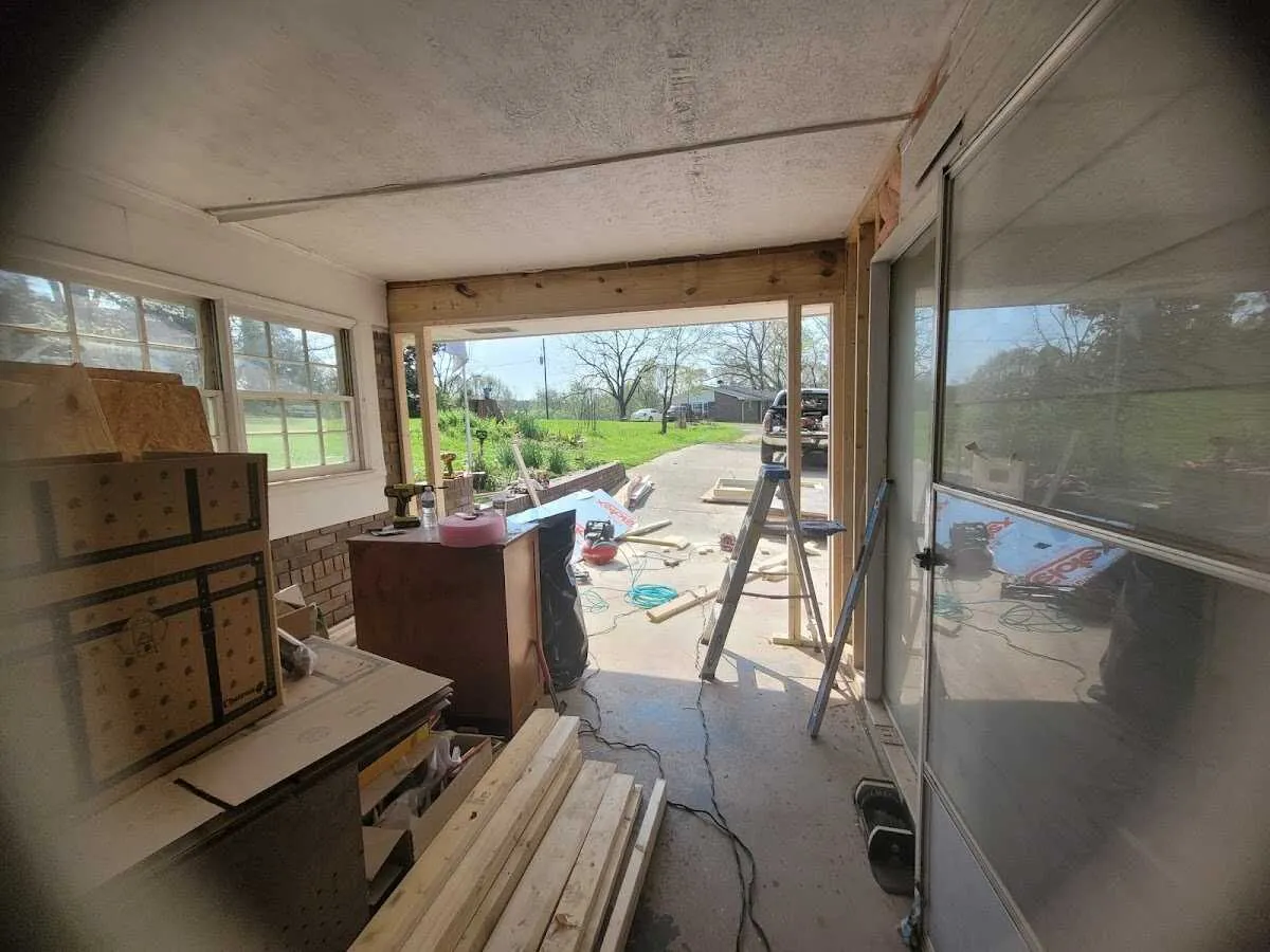 Air movers and dehumidifier for Water Mitigation Services in Chardon